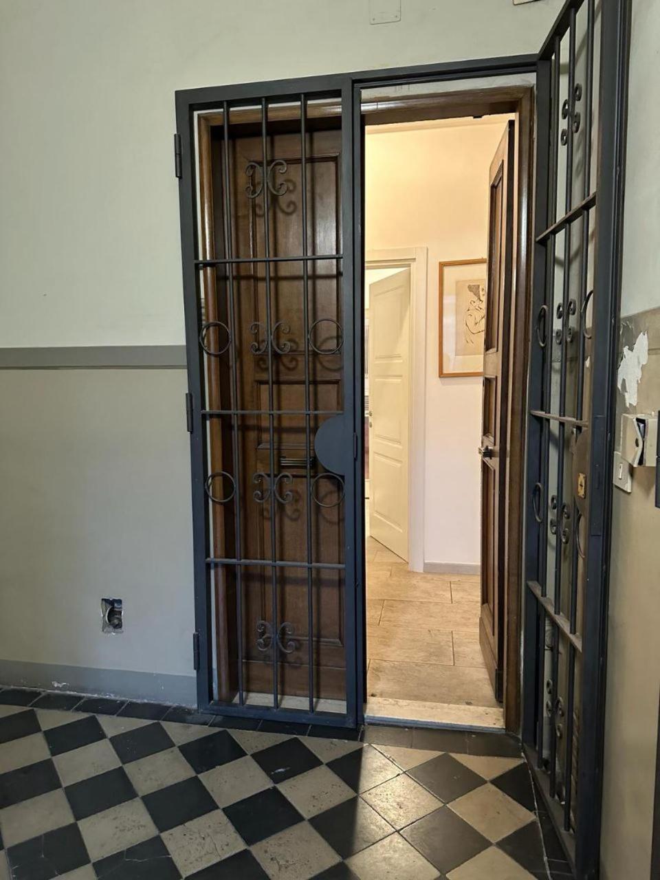 De' Servi Studio Al Duomo - A Hidden Nest In Downtown Florence Buitenkant foto